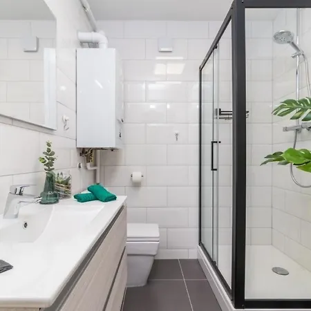 Apartment Neu Hervorragende 4-sterne-barbieri-wohnung In Der Nahe Des Meeres In Pula, Istrien Pula